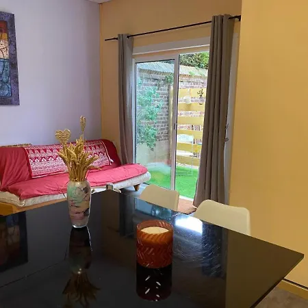 아파트 Avec Terrasse En Centre De 껑브헤